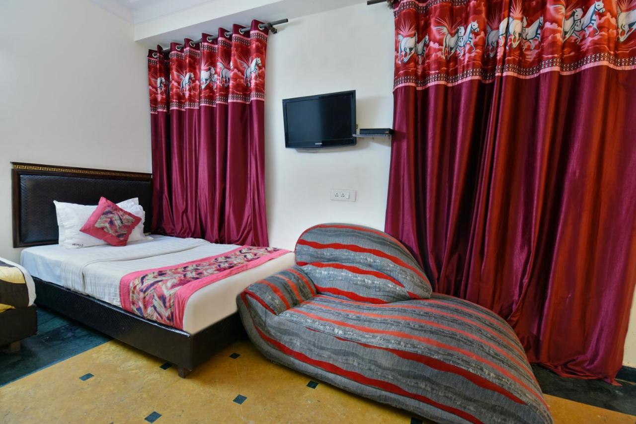 Hotel I Stay & Revels Near New Delhi Railway Station- By Ap Singh Hotels Exterior foto